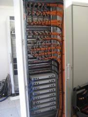 tel1
